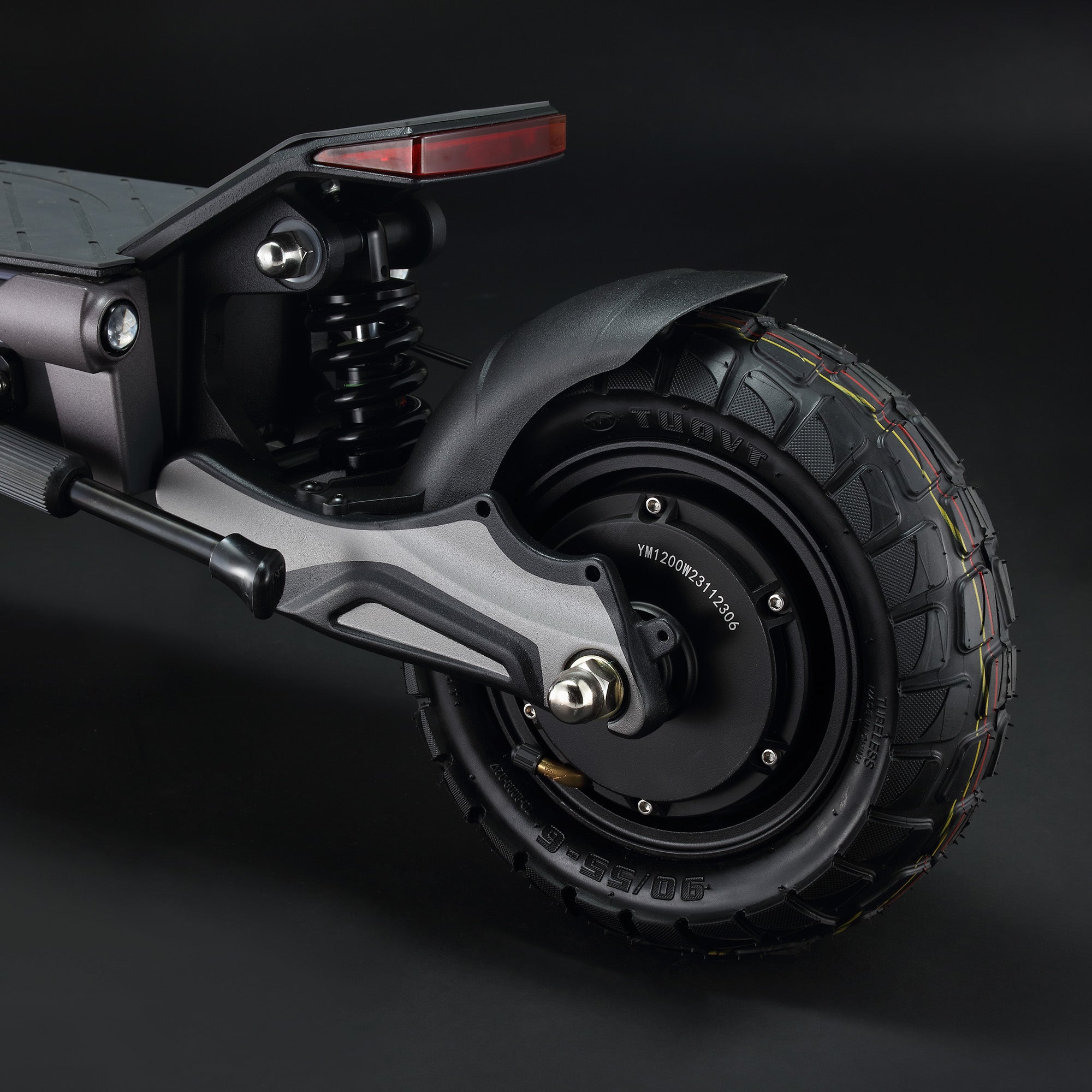 YUME Swift Electric Scooter, All-terrain Fat Tire，32 MPH 37 Miles